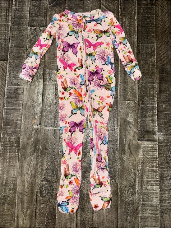 Posh Peanut Other - Posh Peanut Pink Butterfly Zip One-Piece Pajamas